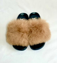 Load image into Gallery viewer, Caramel Fur slides- Adult size (half covered)
